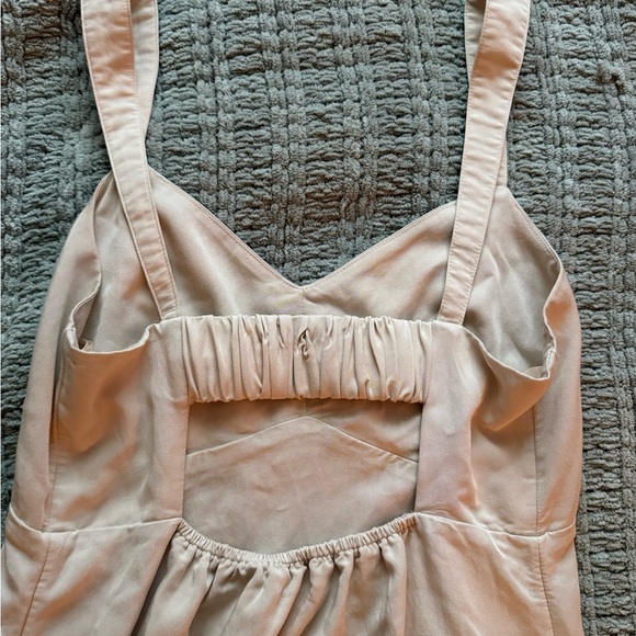 [S] RW&CO. Beige Midi Dress - Picture 6 of 7